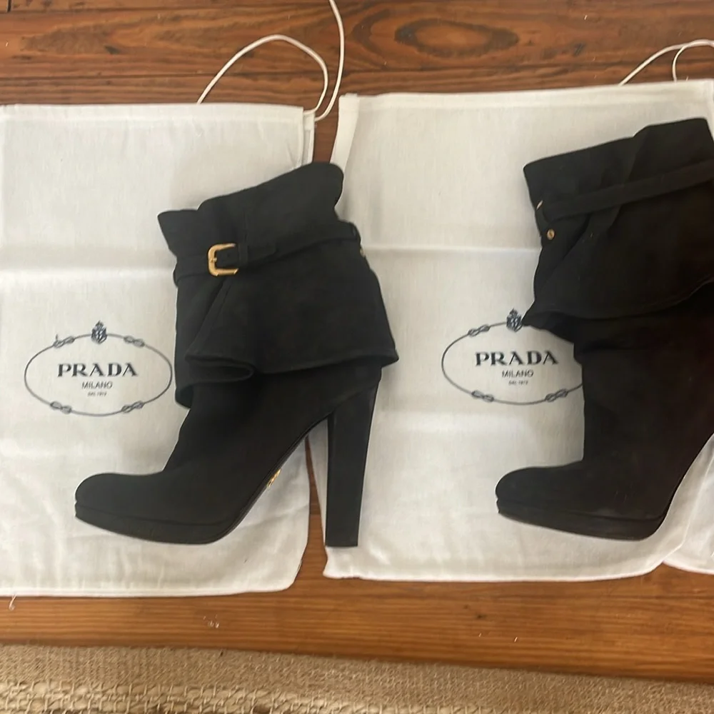 PRADA AUTHENTIC BLACK SUEDE BOOTS, Size 38.5, Like New - Picture 11 of 13